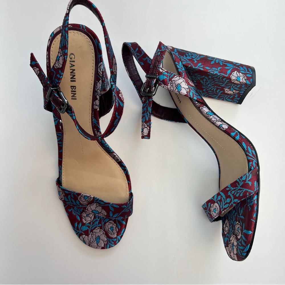 Gianni Bini Mckaria Brocade Block Heel Sandal, Size 9